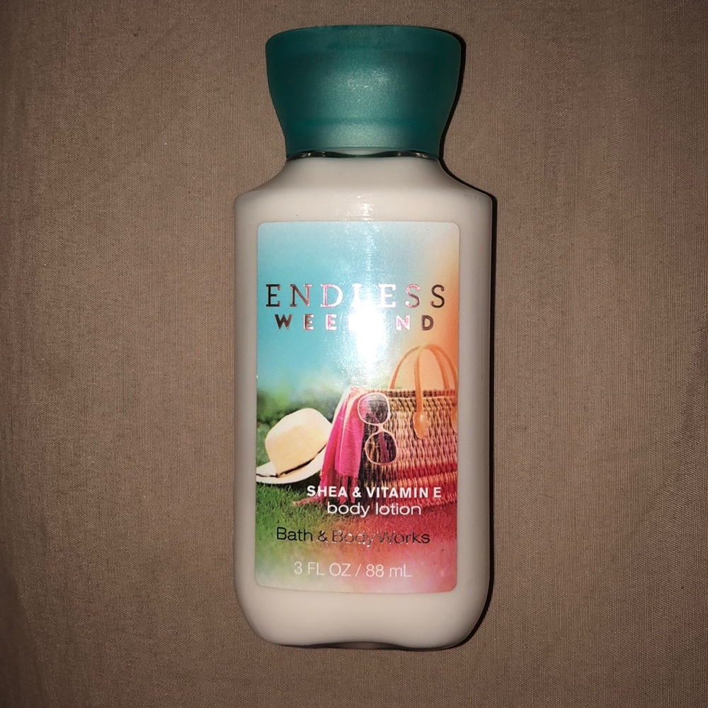 Travel sized endless weekend body lotion